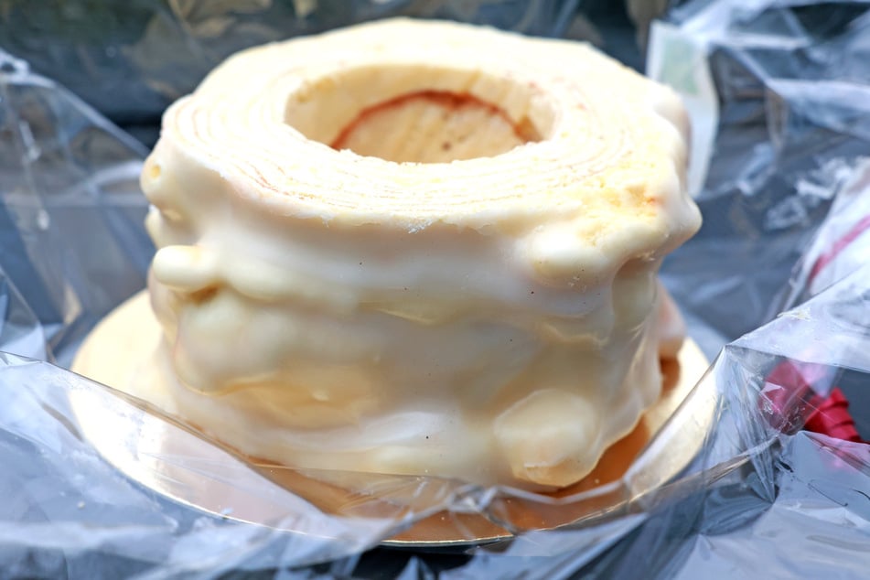 Der Politiker ist Fan vom Salzwedeler Baumkuchen.