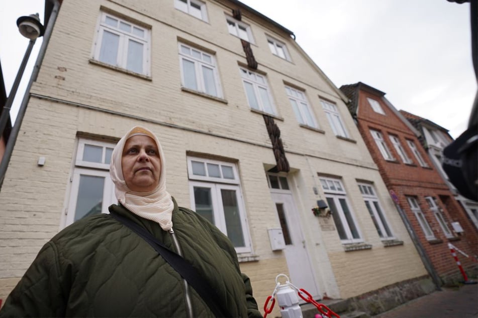 Hava Arslan, Mutter von Yeliz, İbrahim und Namik, hat Tochter und Mutter in diesem Haus in der Mühlenstraße verloren.