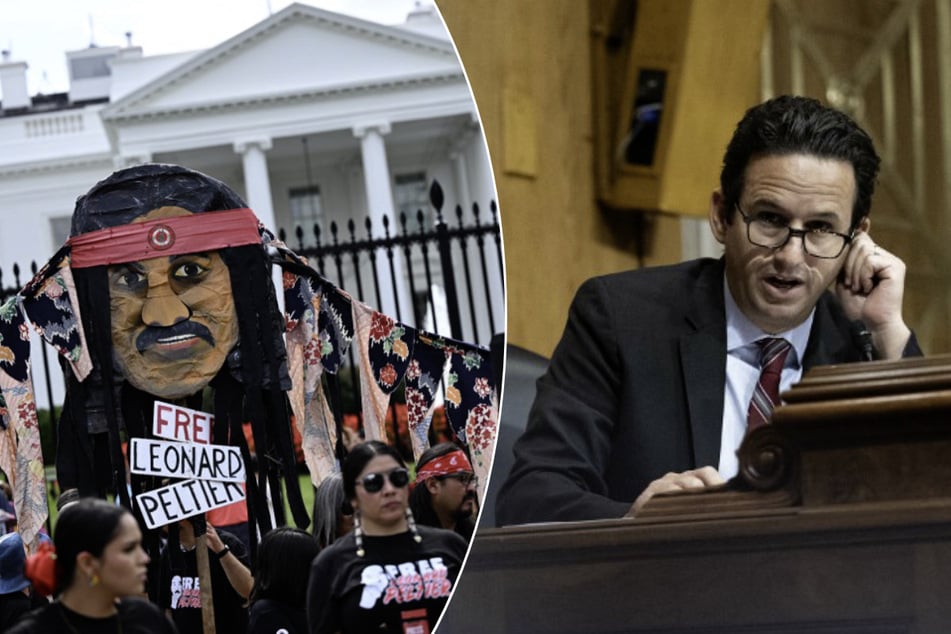 Leonard Peltier: Senator Brian Schatz urges Biden to grant clemency in powerful speech