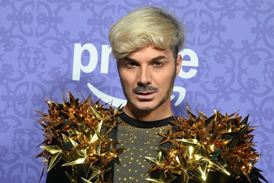 Reality-Star Sam Dylan plaudert auf dem roten Teppich in Köln offen über Liebe, Drama und sein neues TV-Projekt.