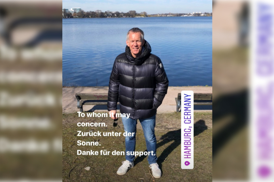 Johannes B. Kerner (55) musste bei einem Spaziergang an der Alster einen Stopp einlegen.