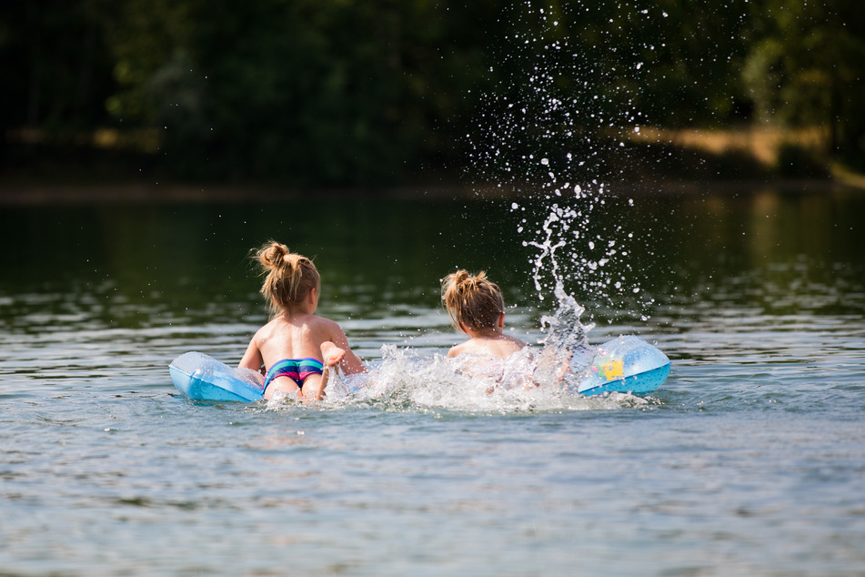Der Großteil der Badestellen in NRW haben laut Umweltministerium eine "ausgezeichnete" Wasserqualität. (Symbolbild)