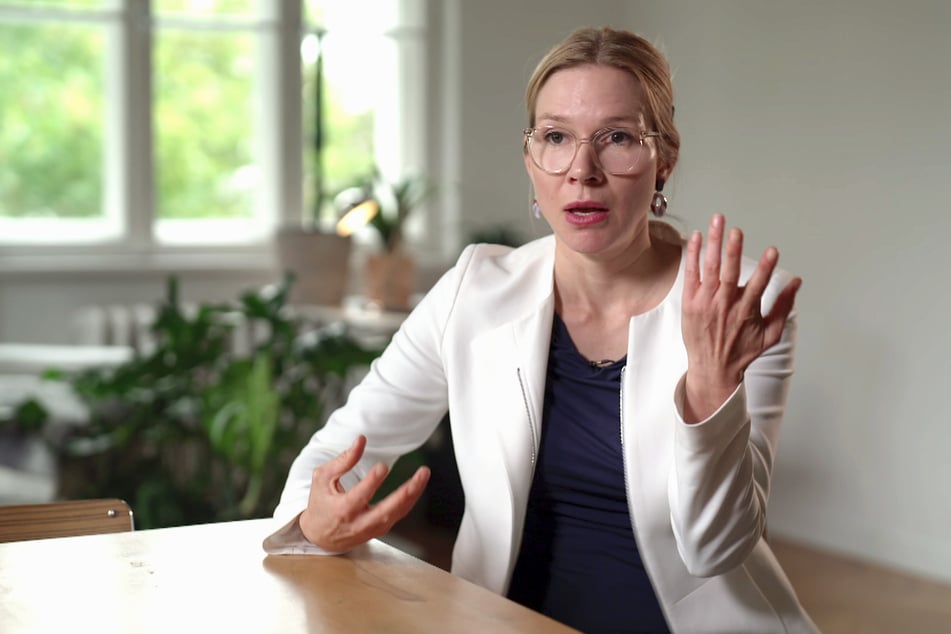 Prof. Dr. Nina Kolleck hat an einer Studie über Jugendliche mitgearbeitet.