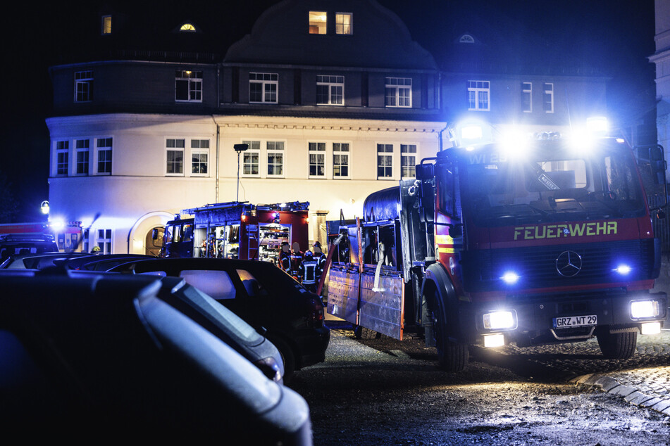 Brand in Altenheim: Drei Verletzte - 83-Jähriger verstirbt