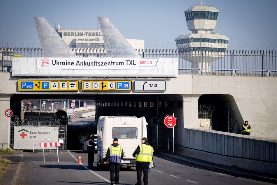Auch die Zukunft des Ukraine-Ankunftszentrums am Flughafen Tegel muss geklärt werden.