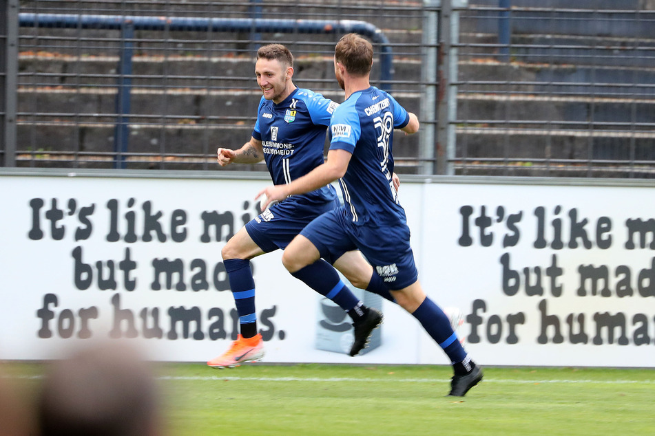 Christian Bickel (l.) war mit zwei Treffern der entscheidende Chemnitzer.