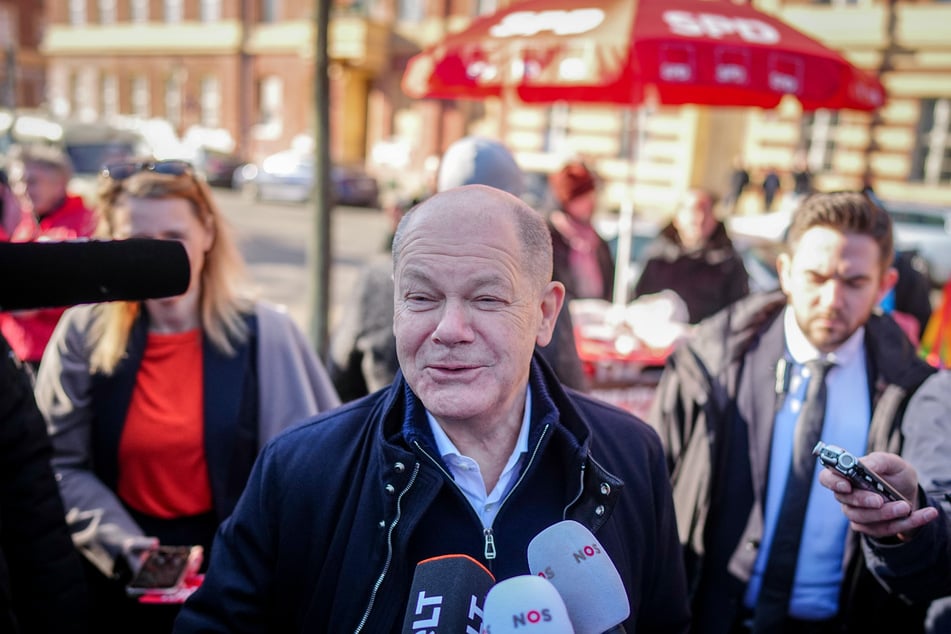 Bundeskanzler Olaf Scholz (66, SPD) gibt sich nach wie vor siegessicher.