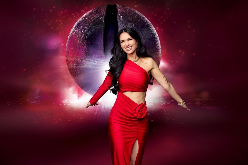 Vanessa Borck (29), genannt Nessi, tanzt bei "Let's Dance" mit einer Frau.