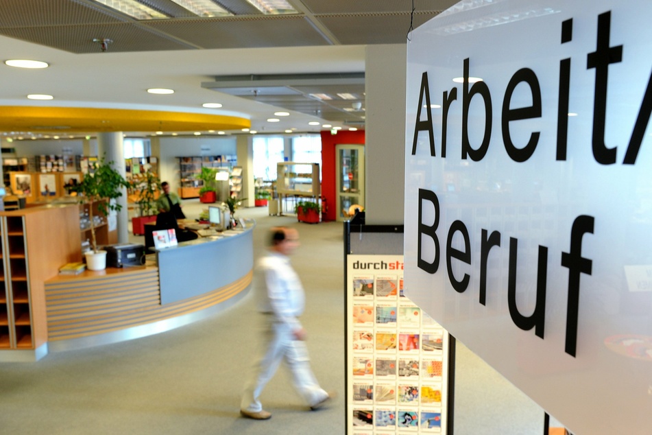 Blick in ein Arbeitsamt in Hannover. (Archivbild)