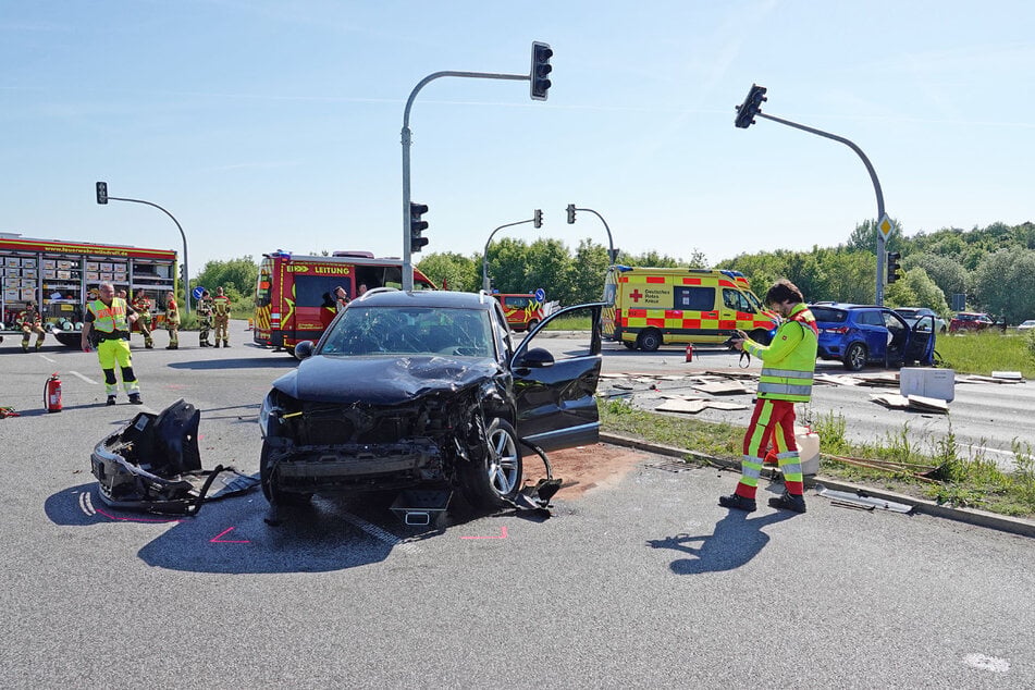 An beiden Autos entstand Totalschaden.