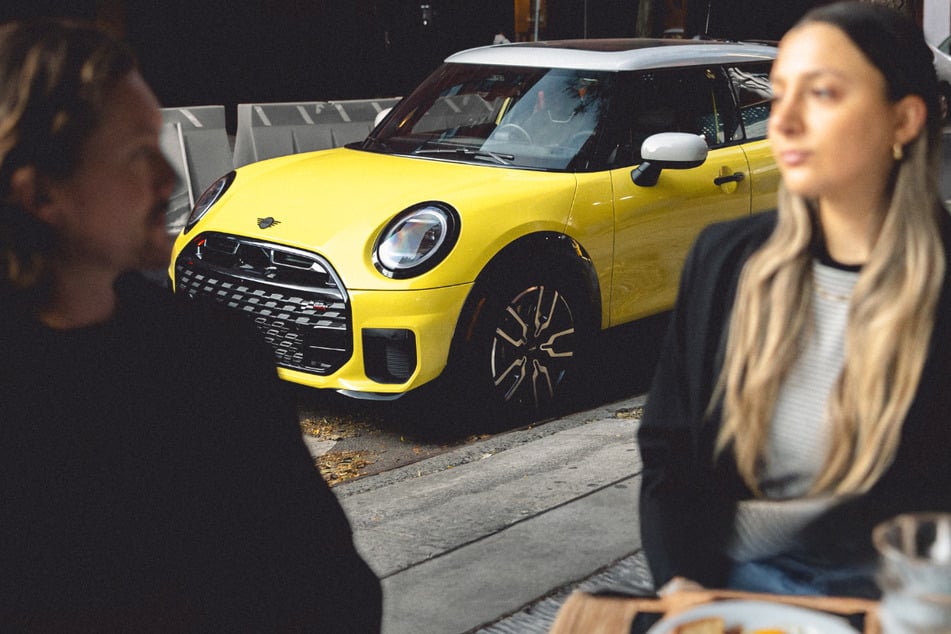 MINI SMILE ist möglich für begleitendes Fahren ab 17 und unabhängig von der Schadenfreiheitsklasse – es ist also auch perfekt geeignet für Fahranfänger.