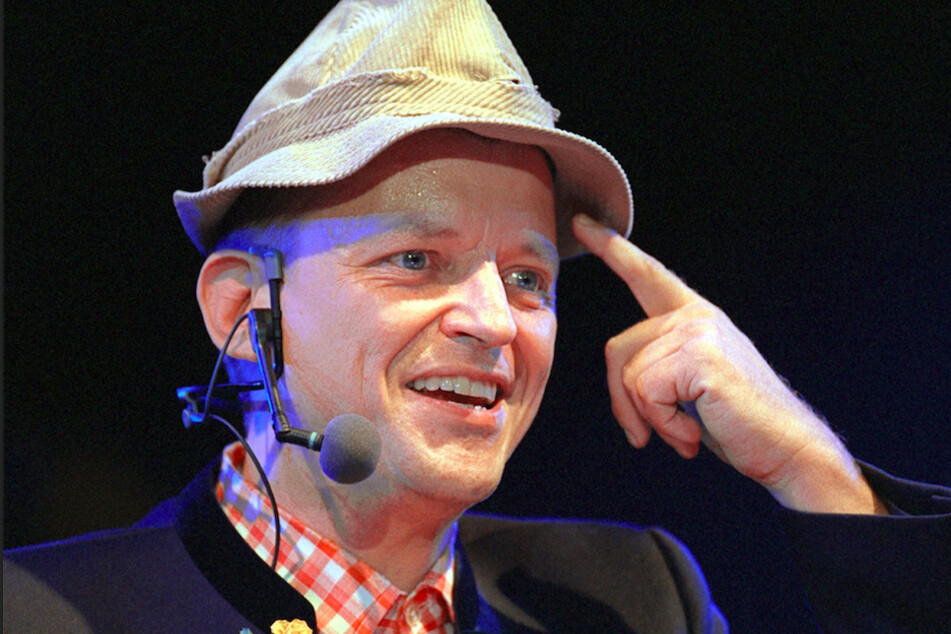 Der Würzburger Kabarettist Franz-Markus Barwasser (heute 60) in seiner Rolle als Erwin Pelzig. (Archivbild)