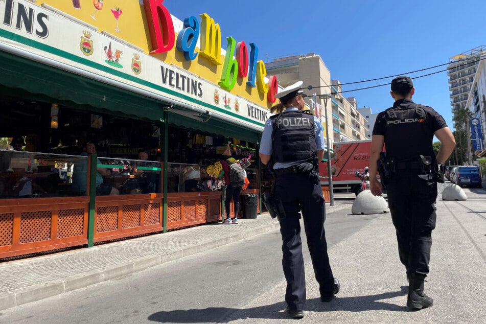 Auch in diesem Jahr sind deutsche Polizisten rund um die Schinkenstraße auf Mallorca unterwegs.