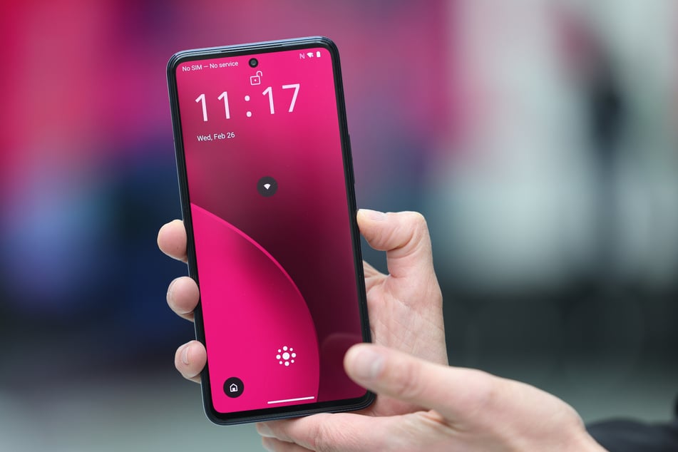 Das neue KI-Handy der Telekom soll 149 Euro kosten.