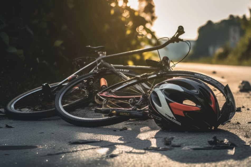 Die Radfahrerin (24) überlebte den Unfall nicht. (Symbolfoto)