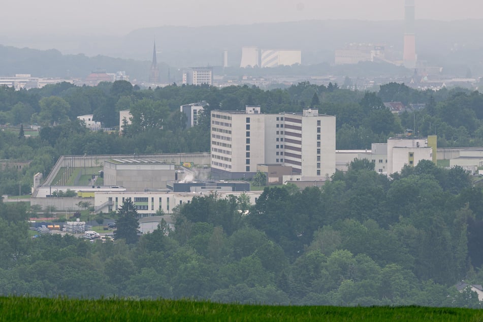 Der Blick auf den Frauenknast in Chemnitz: Hier wird Liebich wohl bald einsitzen.