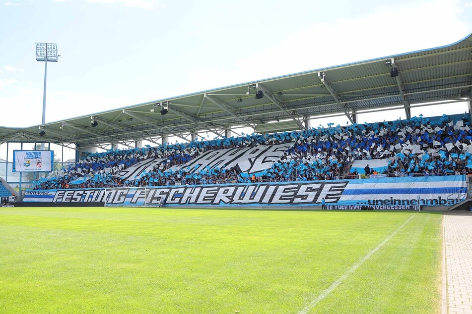 Fans feierten zum Jubiläum "90 Jahre Festung Fischerwiese".