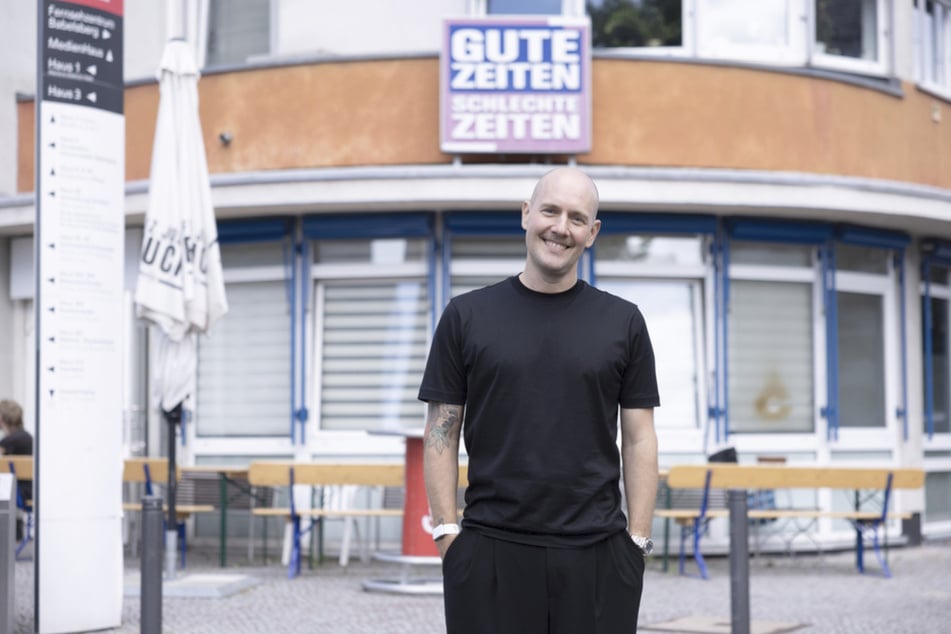 Oliver Petszokat (48) kehrt für ein paar Episoden ans GZSZ-Set zurück.