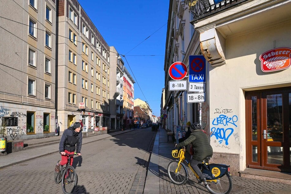 Nach dem Vorschlag soll die Einfahrt tagsüber befahrbar bleiben, aber nicht zu Stoßzeiten abends oder am Wochenende.