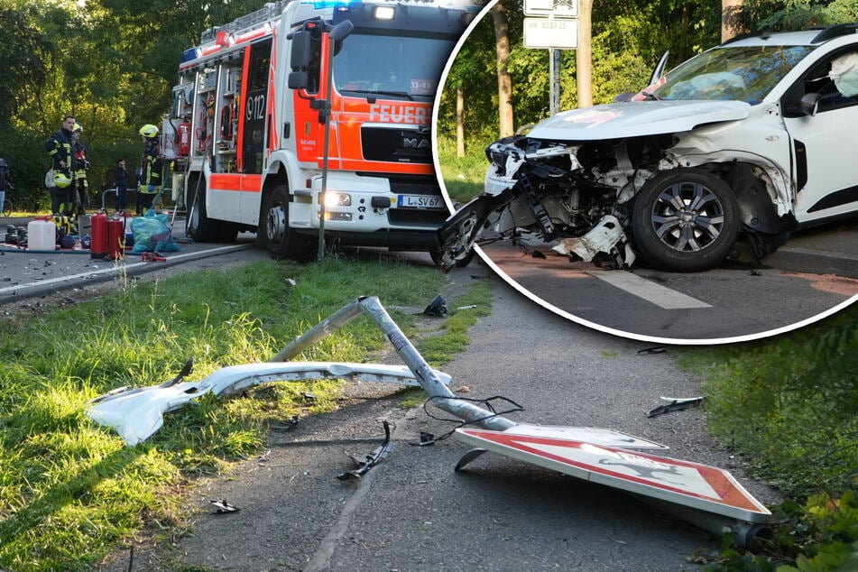 Auto schleudert auf Gehweg! Fünf teils schwer Verletzte nach folgenschwerem Crash in Leipzig