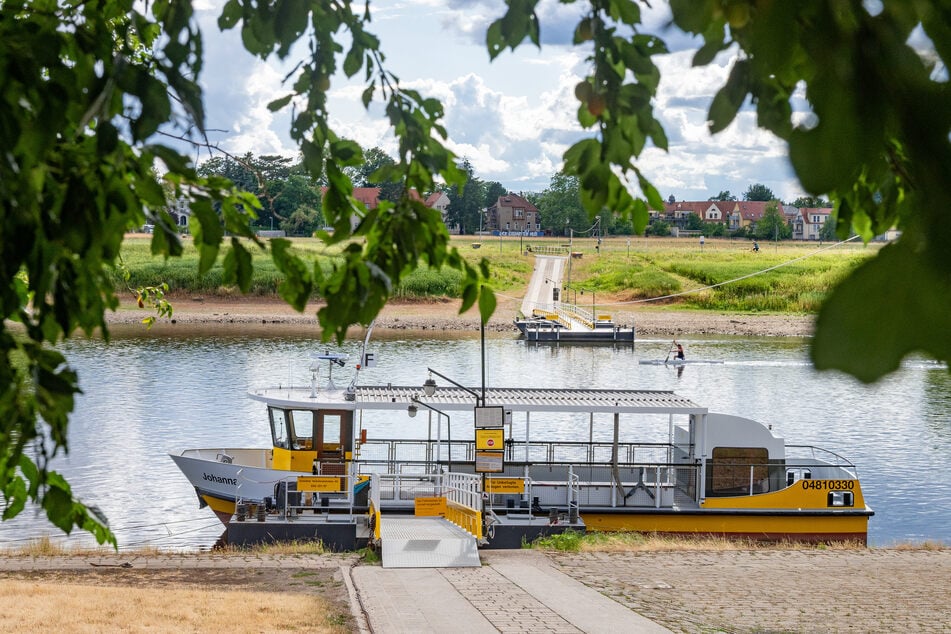 Der Fährbetrieb zwischen Laubegast und Niederpoyritz ist vorübergehend eingestellt.