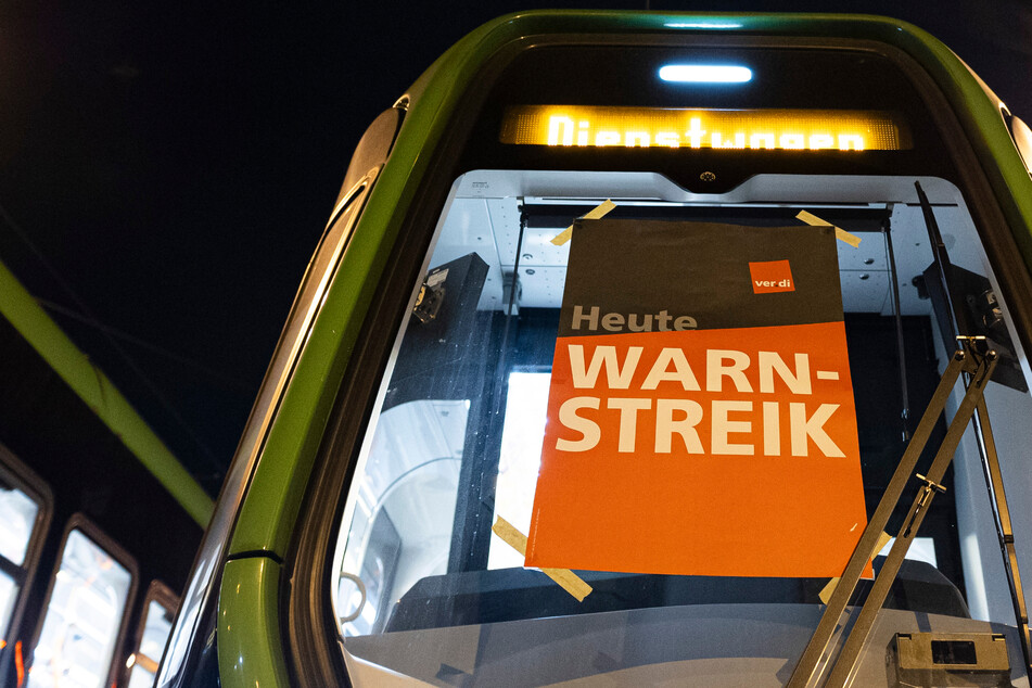 Verdi streikt im ÖPNV: Großstädte in Niedersachsen liegen lahm!