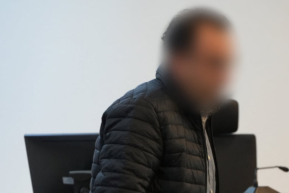 Zwei Dutzend Mal zugestochen: Lebenslange Haft für Mord an Ex-Frau auf offener Straße