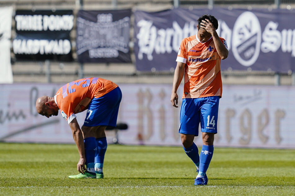 Die Darmstadt-Profis Patrick Herrmann (l.) und Seung-ho Paik werden mit ihrem Team am Sonntag eventuell nicht nach Osnabrück reisen.