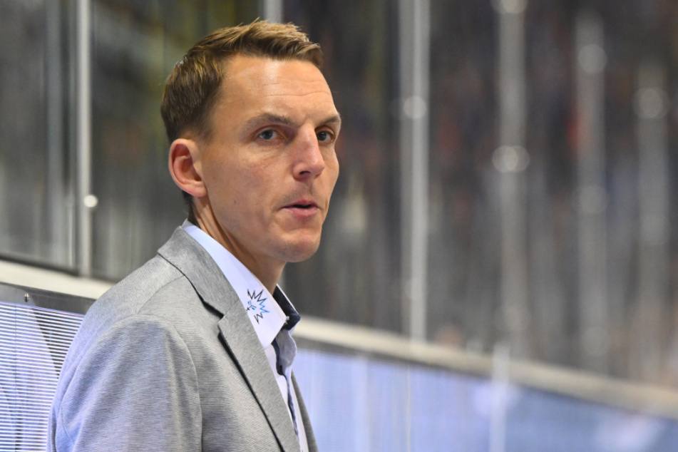 Eislöwen-Trainer Petteri Kilpivaara (38) will unabhängig vom Gegner Siege sehen.