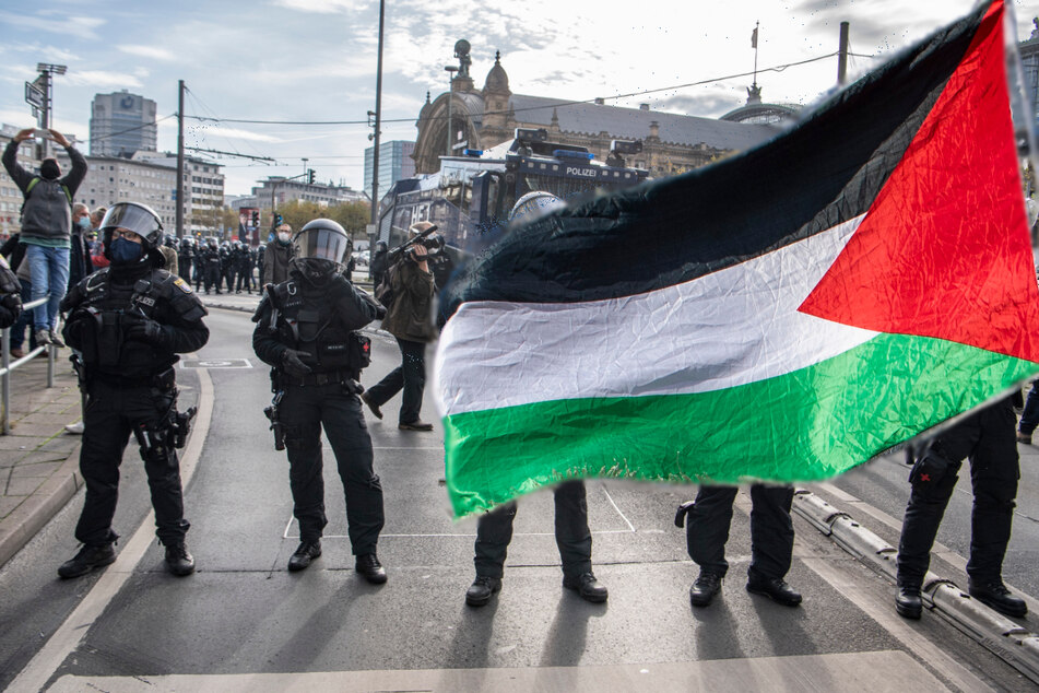 Wegen der aufgeheizten Lage wurde die für Samstag geplante pro-palästinensische Demonstration in Frankfurt abgesagt (Symbolbild).