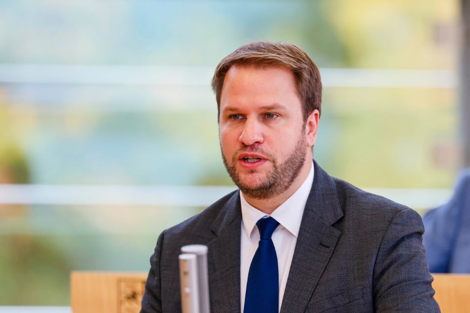 FDP-Fraktionschef Christopher Vogt (41) machte sich über Günther lustig.