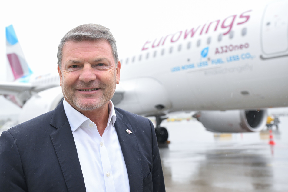 Laut Jens Bischof, Vorsitzender der Geschäftsführung der Fluggesellschaft Eurowings, seien die Buchungszahlen über den Erwartungen.