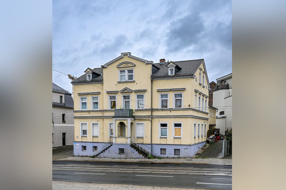 Am 10. September stürmte die Polizei das ehemalige Bordell in der Hamburger Straße.