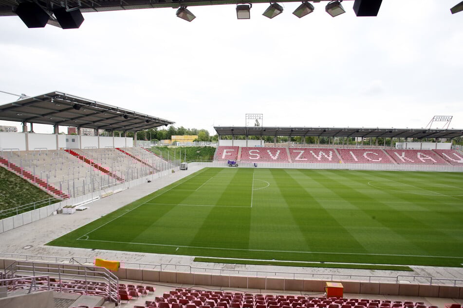 Das für den 4. September geplante Heimspiel des FSV Zwickau gegen den Halleschen FC wird verlegt.