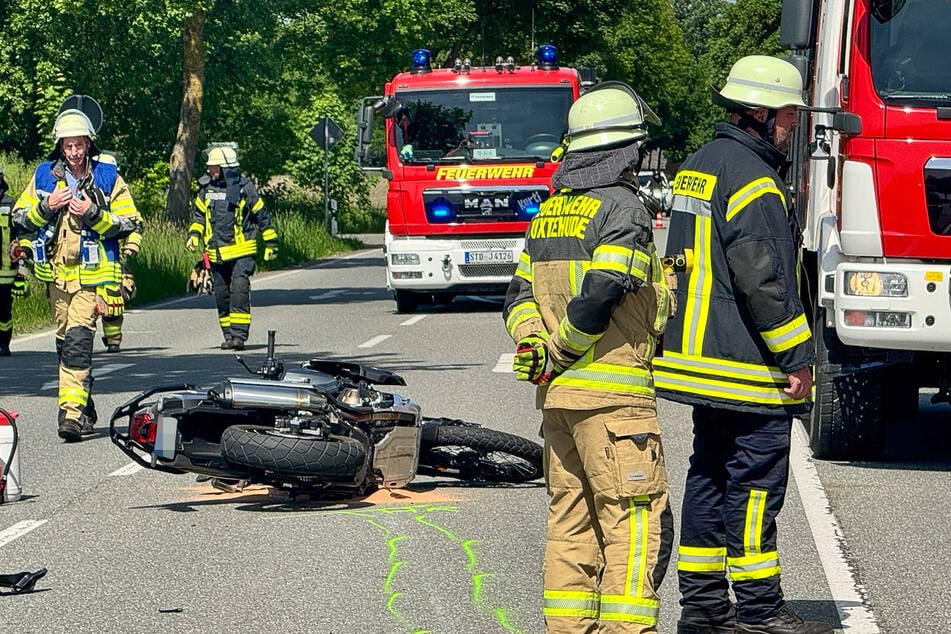 Am Pfingstsonntag krachten auf der B3 ein Motorrad und ein Fahrrad ineinander.