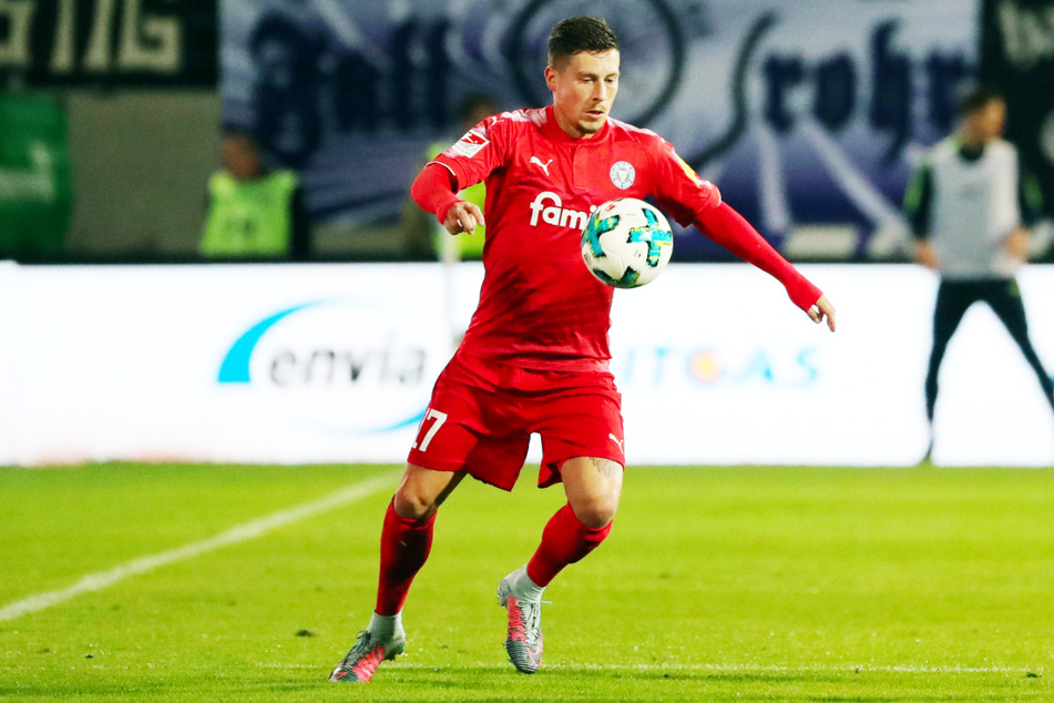 Steven Lewerenz (30) kickte einst für Holstein Kiel in der 2. und 3. Liga, nun ist der einstige Dynamo-Jugendakteur der Unterschiedsspieler der SG Sonnenhof Großaspach.