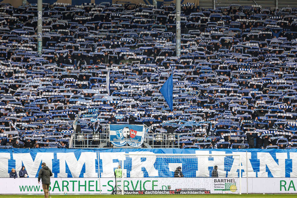 Die Fans des 1. FC Magdeburg sind wieder zahlreich erschienen.