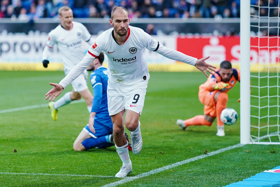 Kickt Eintracht-Stürmer Bas Dost (31) schon bald im Dress von Tottenham Hotspur?