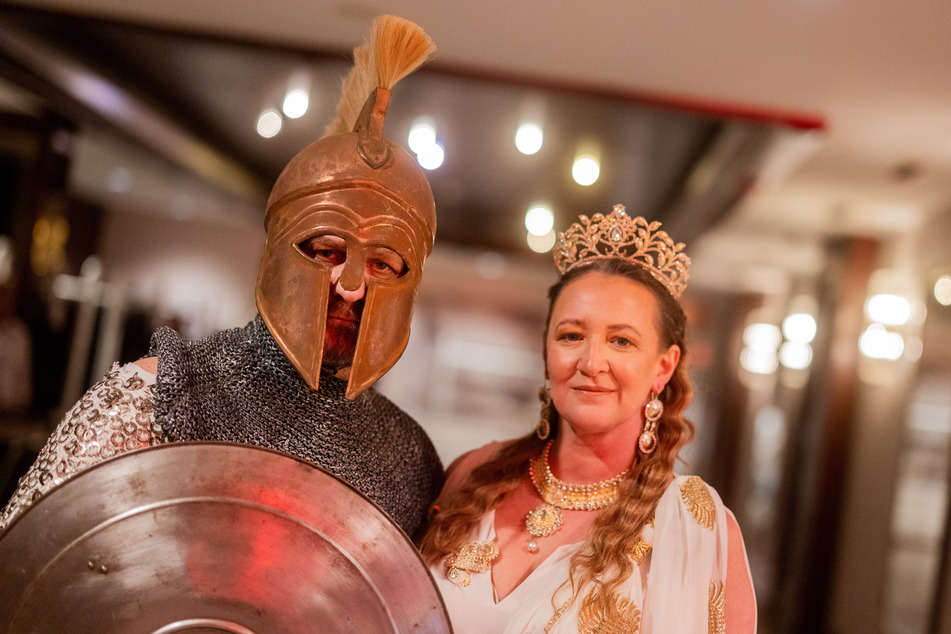 Baumgart und seine Frau Katja besuchten im Februar gemeinsam die Karnevalssitzung der Geißböcke.