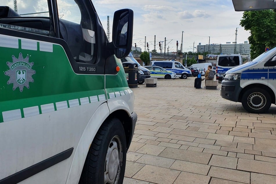 Auch in Halle war ein größeres Aufgebot von Bundespolizisten am Hauptbahnhof zugegen, um die Kontrollen durchzuführen.