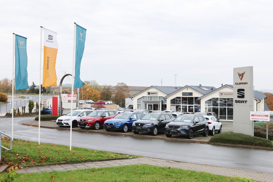 Autohaus aus dem Erzgebirge überrascht Kunden mit Geschenk im Wert von 500 Euro