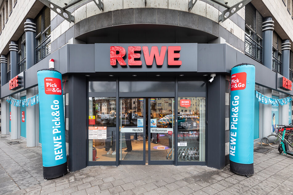 Der Rewe-Markt in Köln-Sülz ist der größte "Pick &amp; Go"-Markt Deutschlands.