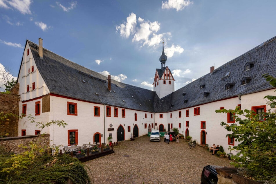 Dieses Wochenende erwartet Euch das Mittelsächsische Sagenfestival im Schloss Rochsburg.