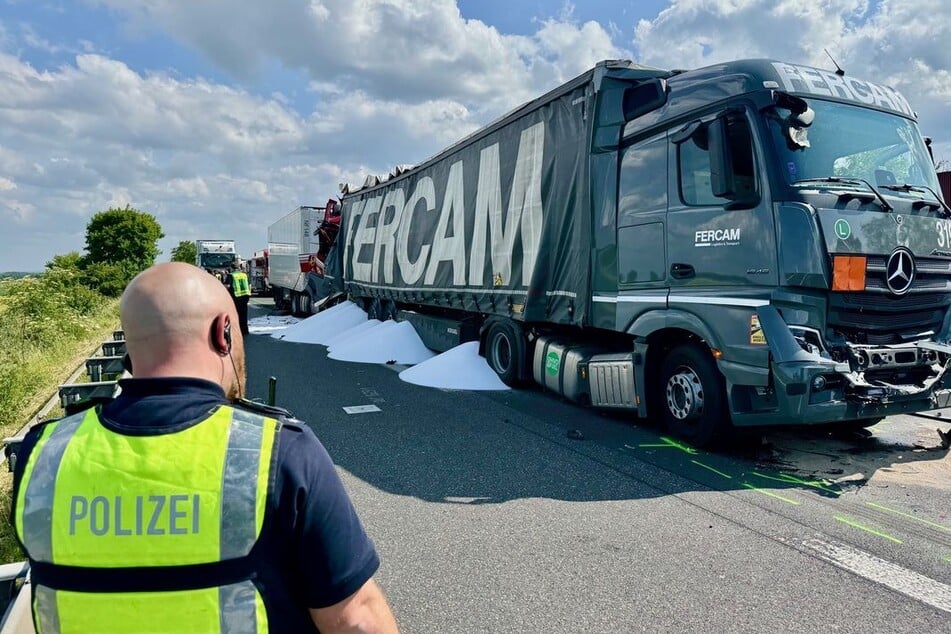 Bei dem Unfall auf der A61 am Montagnachmittag war ein Lkw-Fahrer gestorben.