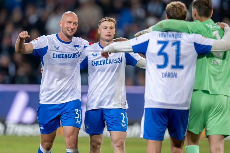 Julian Eitschberger (21, 2.v.r.) war zuletzt immer weniger gefragt.