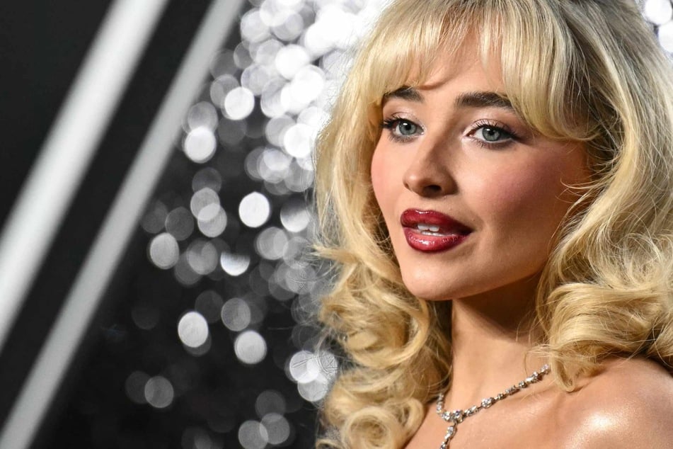 Sabrina Carpenter is unrecognizable in Marilyn Monroe-inspired shoot