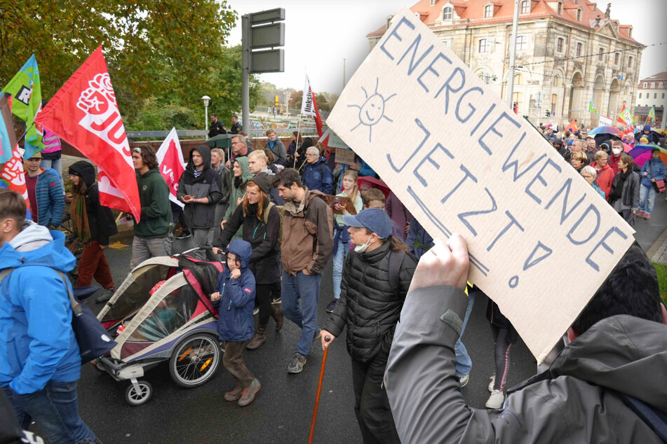Dresden: Demo in der Dresdner Innenstadt: Hunderte Menschen fordern soziale Gerechtigkeit