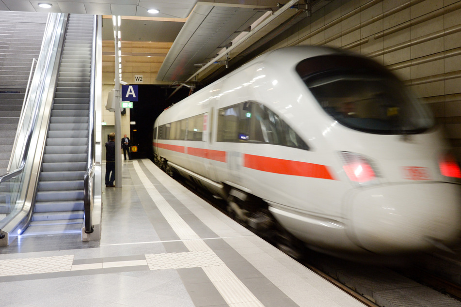 Die Züge rollen wieder! Bahnstreik nach fünf Tagen endlich beendet, doch wie lange?