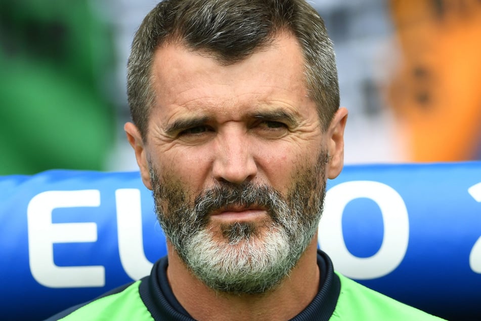 Am Rande eines Fußballspiels wird TV-Experte Roy Keane (52) auf der Tribüne von einem Arsenal-Fan attackiert. Den Angreifer kommt das nun teuer zu stehen.