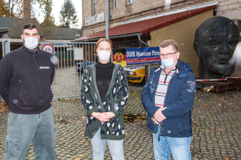 Dominik Zahm (25) gibt seit kurzem auf die Mitarbeiter acht, Anja Schlenkrich (43) und Conny Kaden (57) sind froh über die Unterstützung.